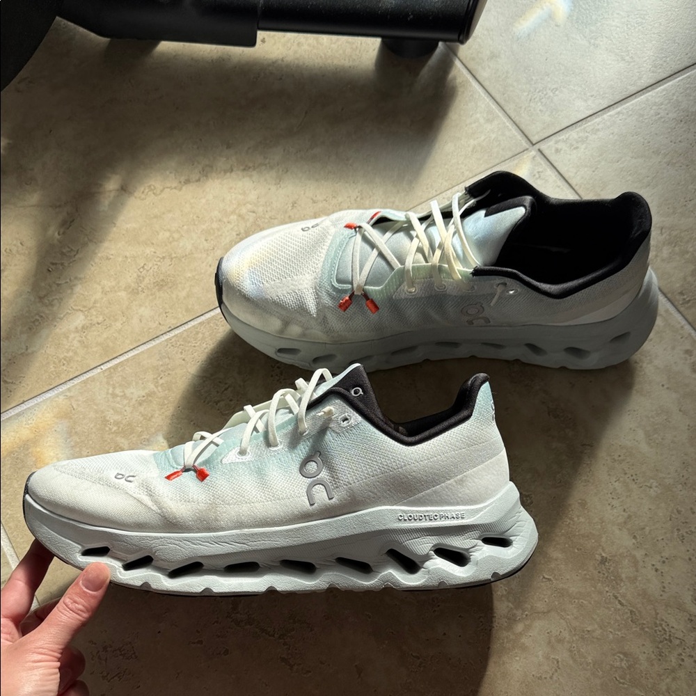 On Running Men's Black and White Athletic Shoes